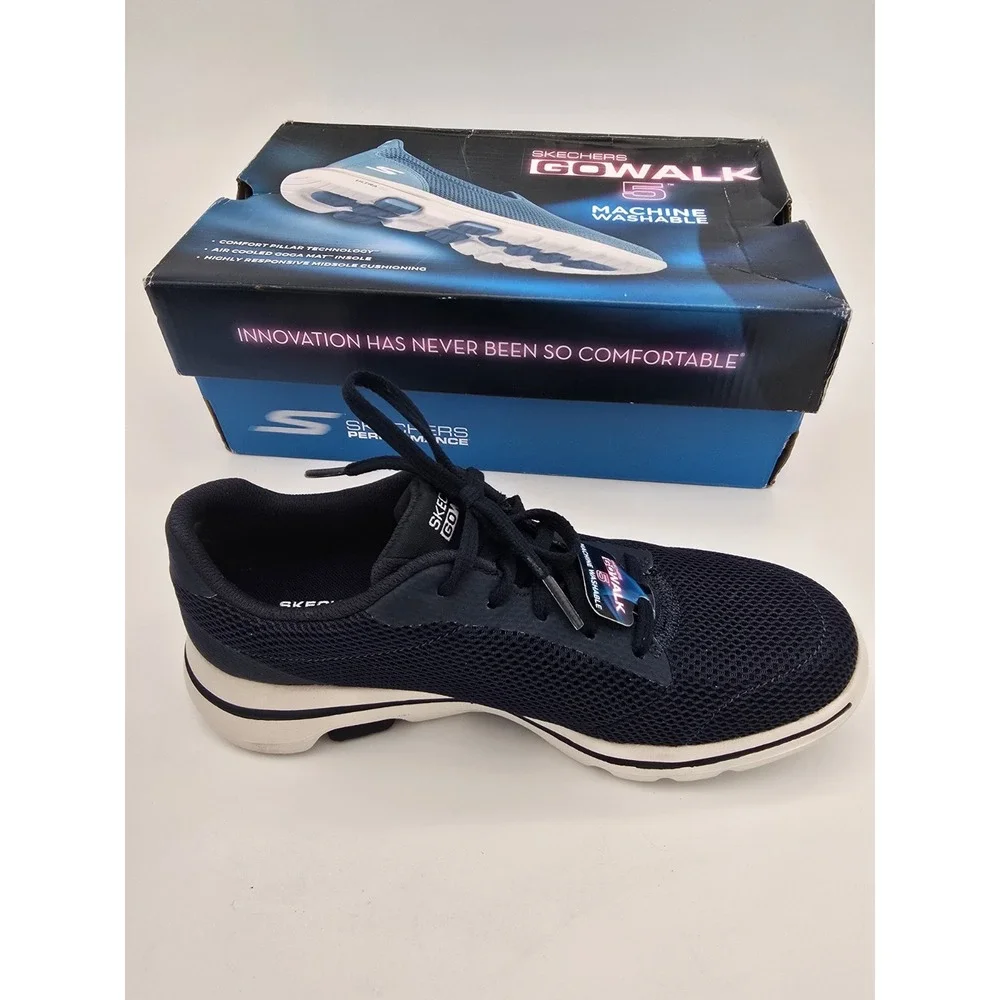 SKECHERS GOwalk 5 size 6.5 Washable womens Lace-Up Mesh Sneaker Navy/White 15902
